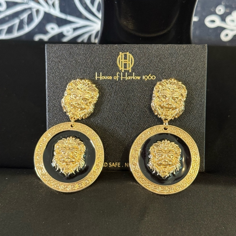 House Of Harlow 1960 Gold And Black Lion Medallion Earrings 40$